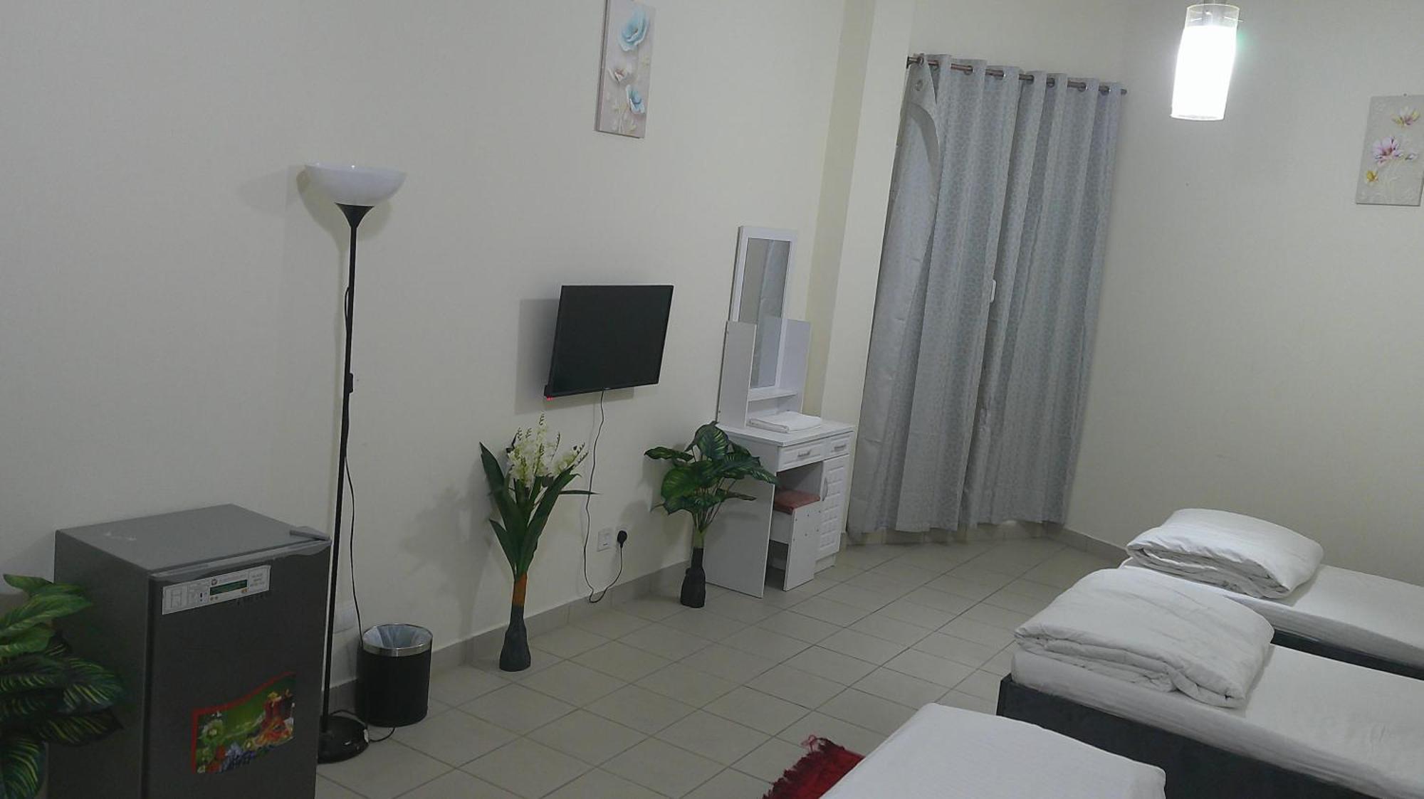 Ruby Star Hostel Dubai F2 Exterior photo