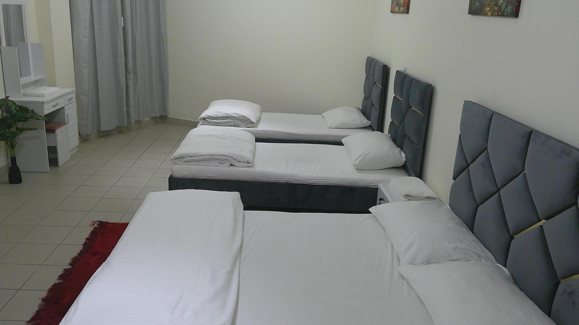 Ruby Star Hostel Dubai F2 Exterior photo